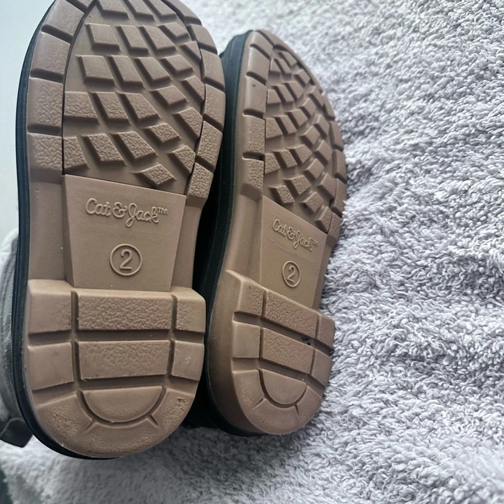 Cat & Jack Gray Snow Boots for Kids